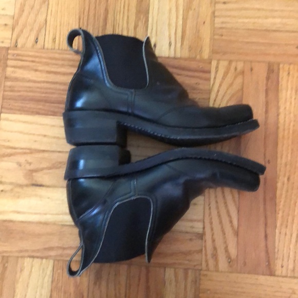 Black Chelsea style Dayton boots - Picture 3 of 3